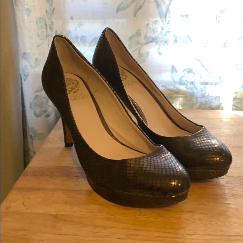 Bronze snakeskin heels size 7